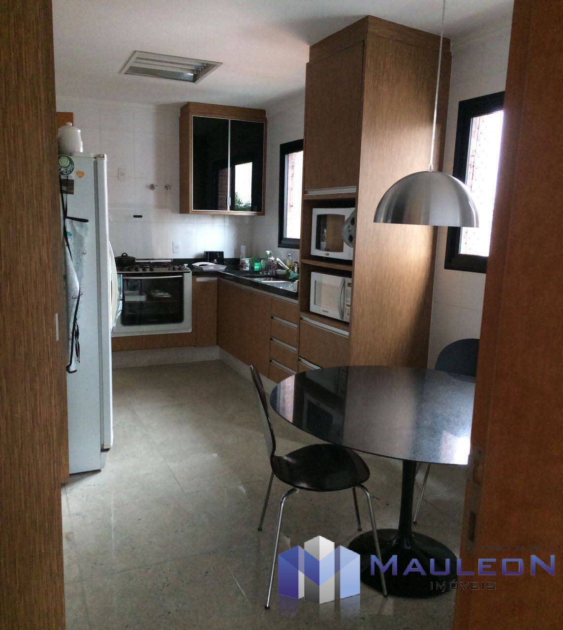 Apartamento para alugar com 3 quartos, 186m² - Foto 10