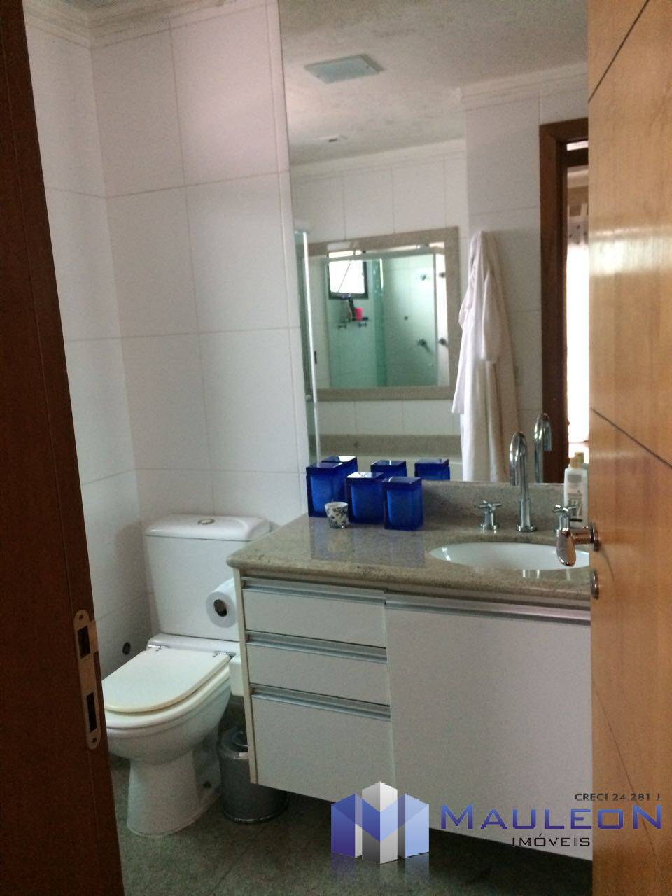 Apartamento para alugar com 3 quartos, 186m² - Foto 28