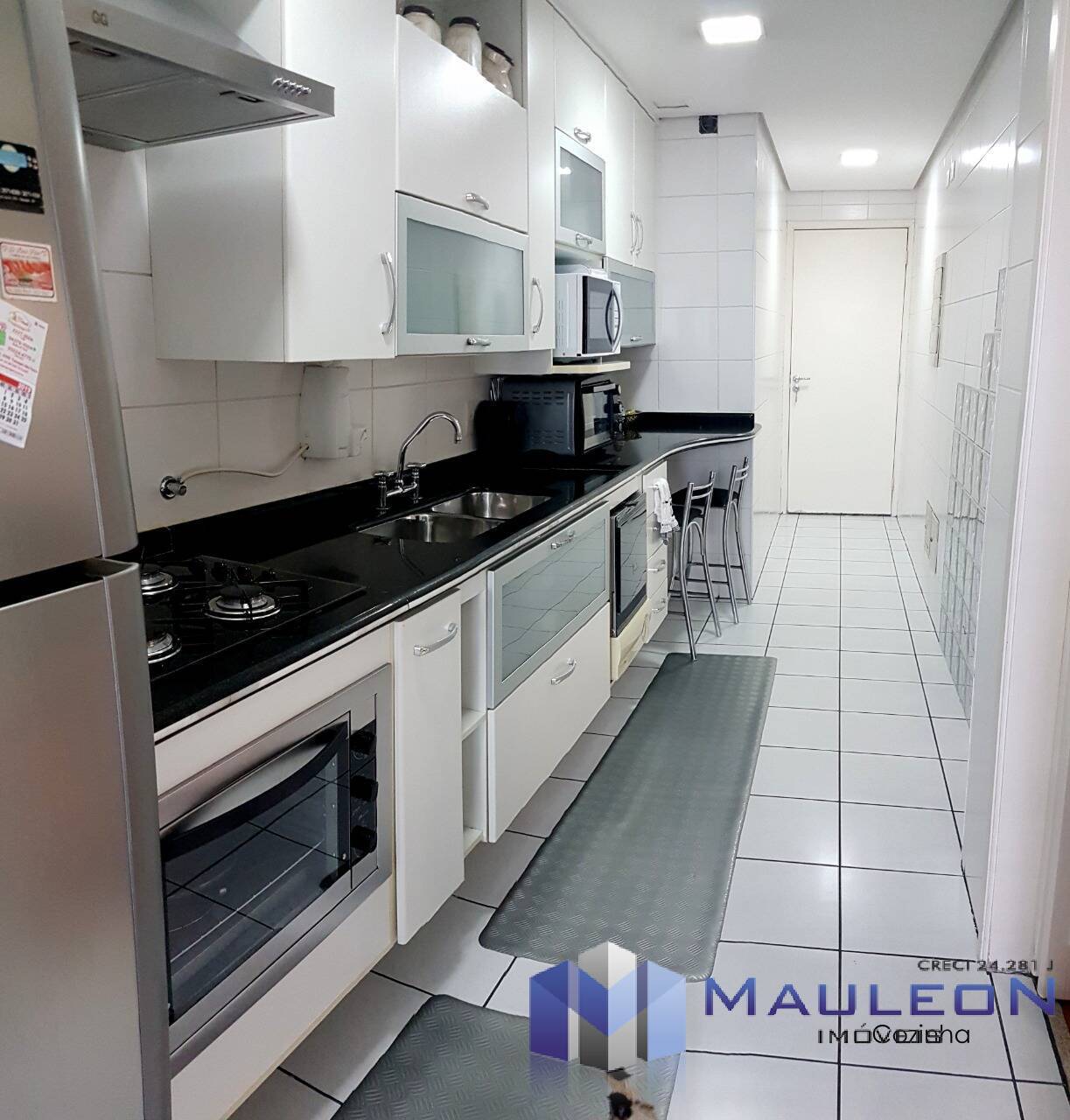 Apartamento à venda com 3 quartos, 147m² - Foto 12