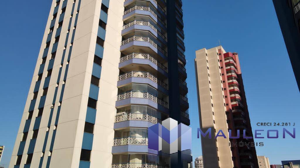 Apartamento à venda com 3 quartos, 151m² - Foto 29