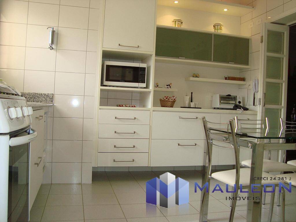 Apartamento à venda com 3 quartos, 151m² - Foto 10