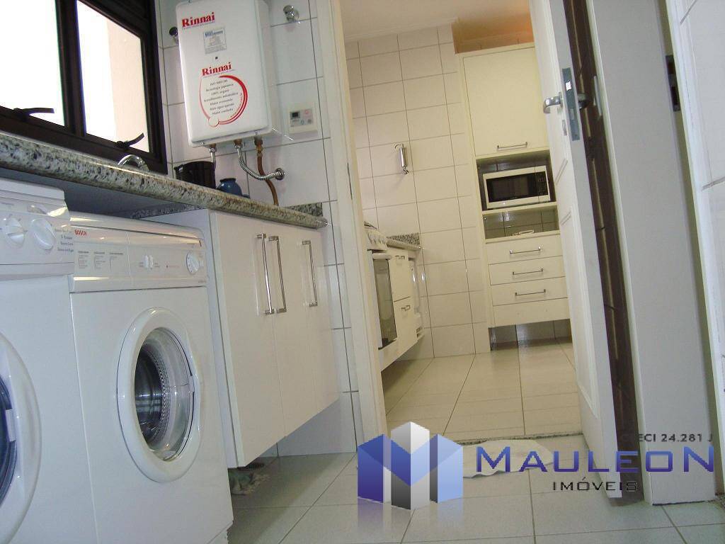 Apartamento à venda com 3 quartos, 151m² - Foto 11