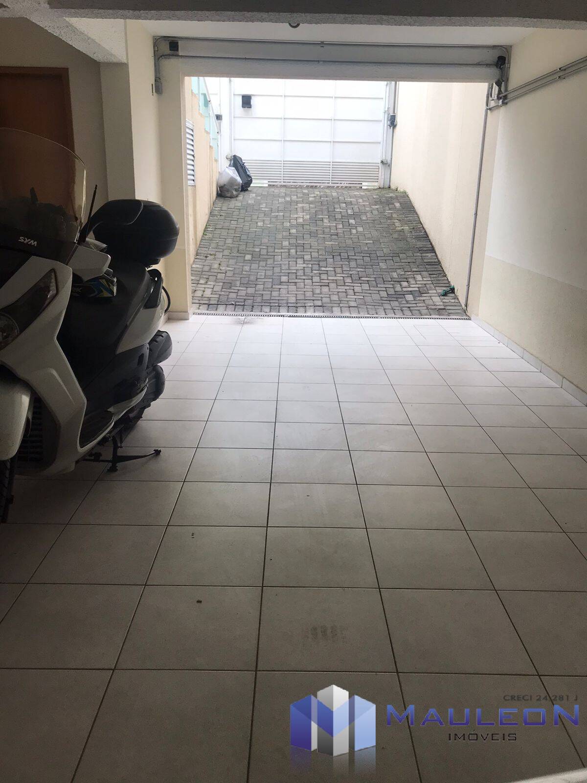 Sobrado à venda com 3 quartos, 375m² - Foto 13