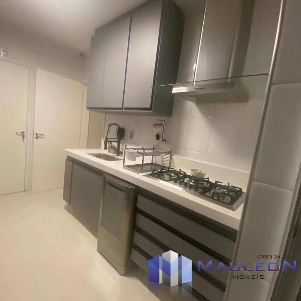 Apartamento à venda com 3 quartos, 122m² - Foto 6