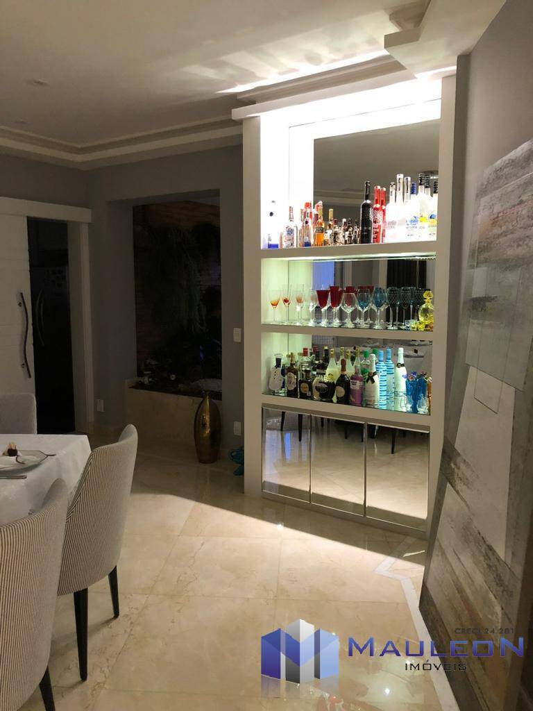 Apartamento à venda com 4 quartos, 258m² - Foto 14