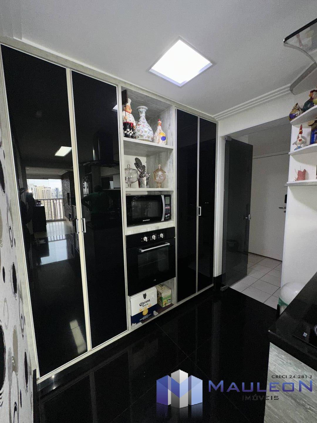 Apartamento à venda com 3 quartos, 137m² - Foto 25