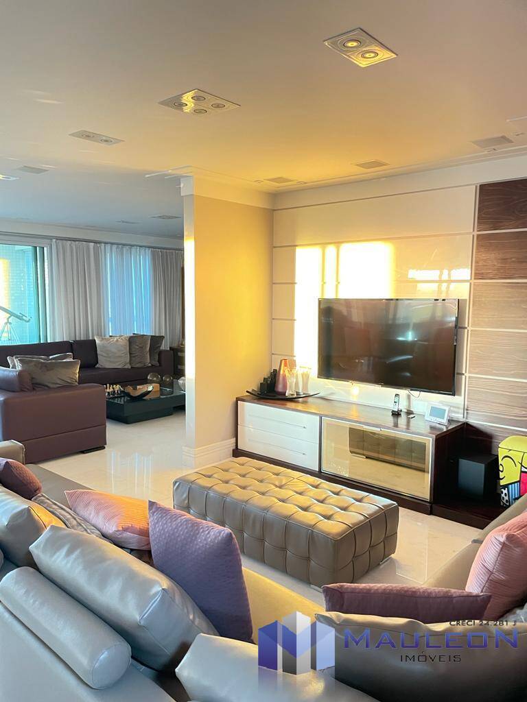 Apartamento para alugar com 3 quartos, 335m² - Foto 6