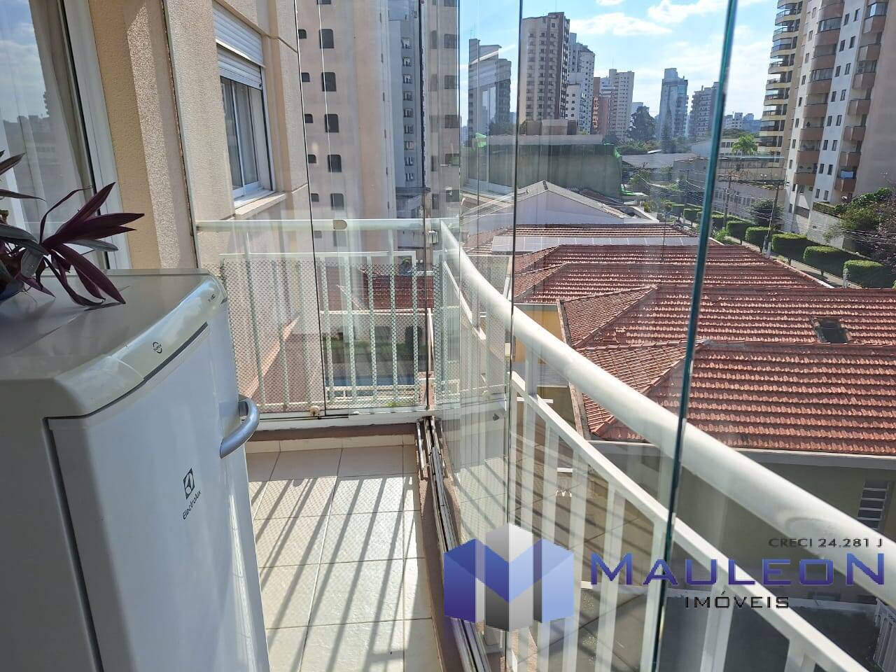 Apartamento à venda com 3 quartos, 108m² - Foto 2