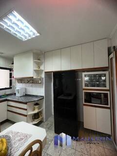 Apartamento à venda com 3 quartos, 130m² - Foto 17