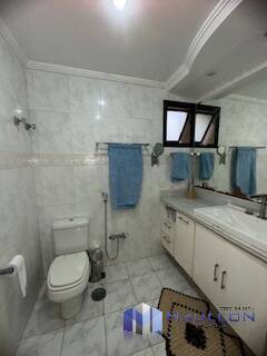 Apartamento à venda com 3 quartos, 130m² - Foto 27