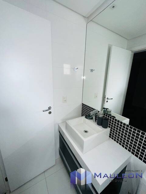 Apartamento à venda com 3 quartos, 95m² - Foto 16