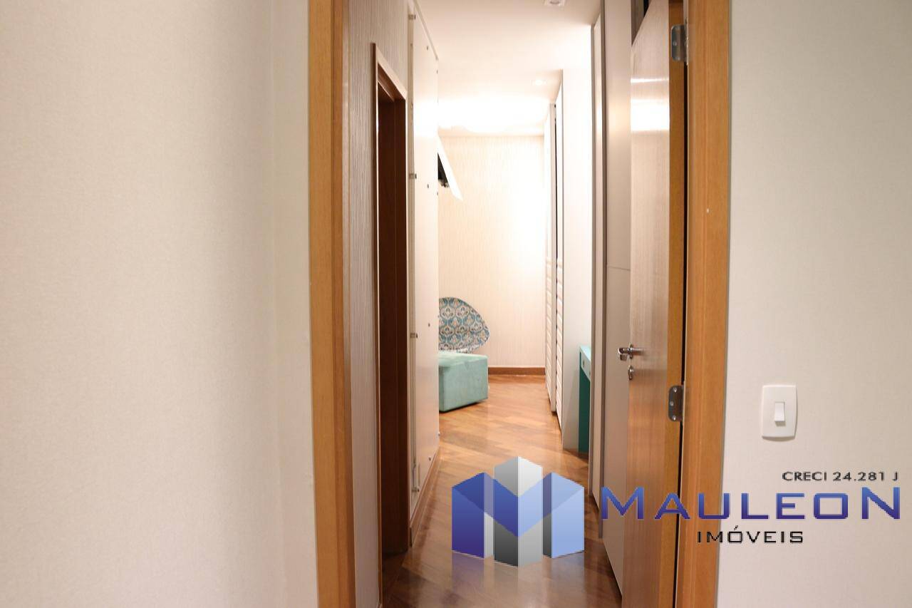 Apartamento à venda com 3 quartos, 218m² - Foto 18