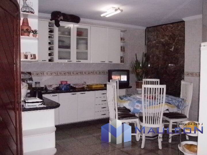 Sobrado à venda e aluguel com 3 quartos, 367m² - Foto 8