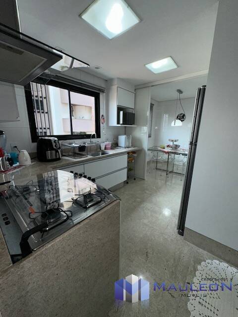 Apartamento à venda com 3 quartos, 186m² - Foto 27