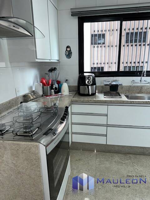 Apartamento à venda com 3 quartos, 186m² - Foto 29