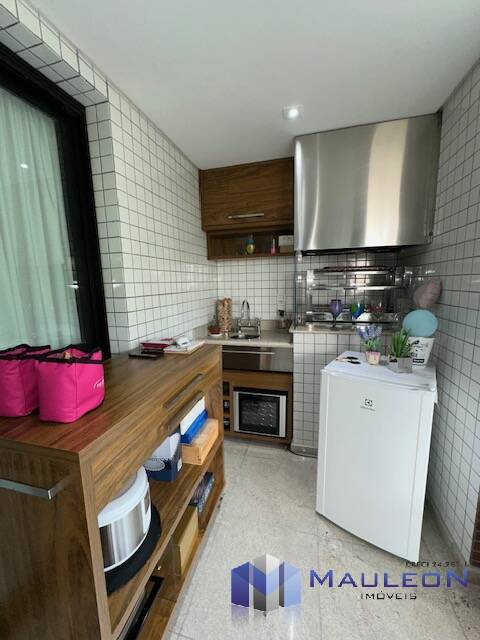 Apartamento à venda com 3 quartos, 186m² - Foto 5