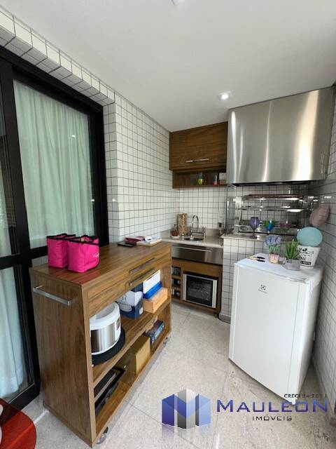 Apartamento à venda com 3 quartos, 186m² - Foto 6