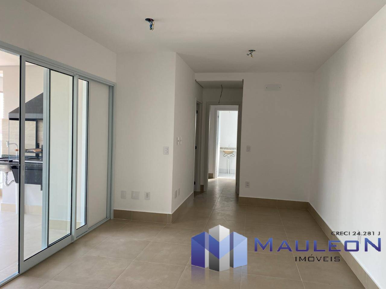 Apartamento à venda com 2 quartos, 66m² - Foto 10