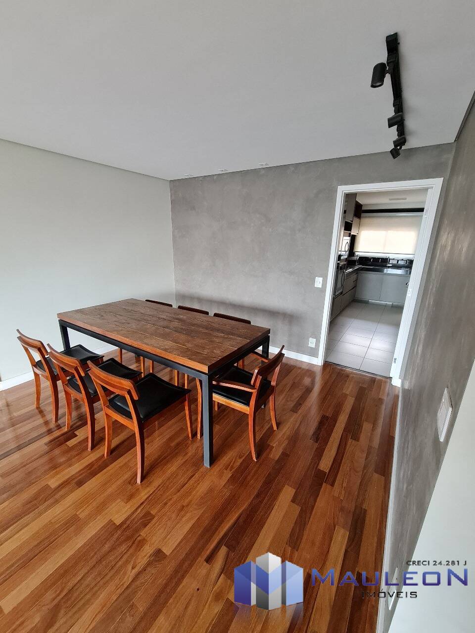 Apartamento para alugar com 3 quartos, 130m² - Foto 6