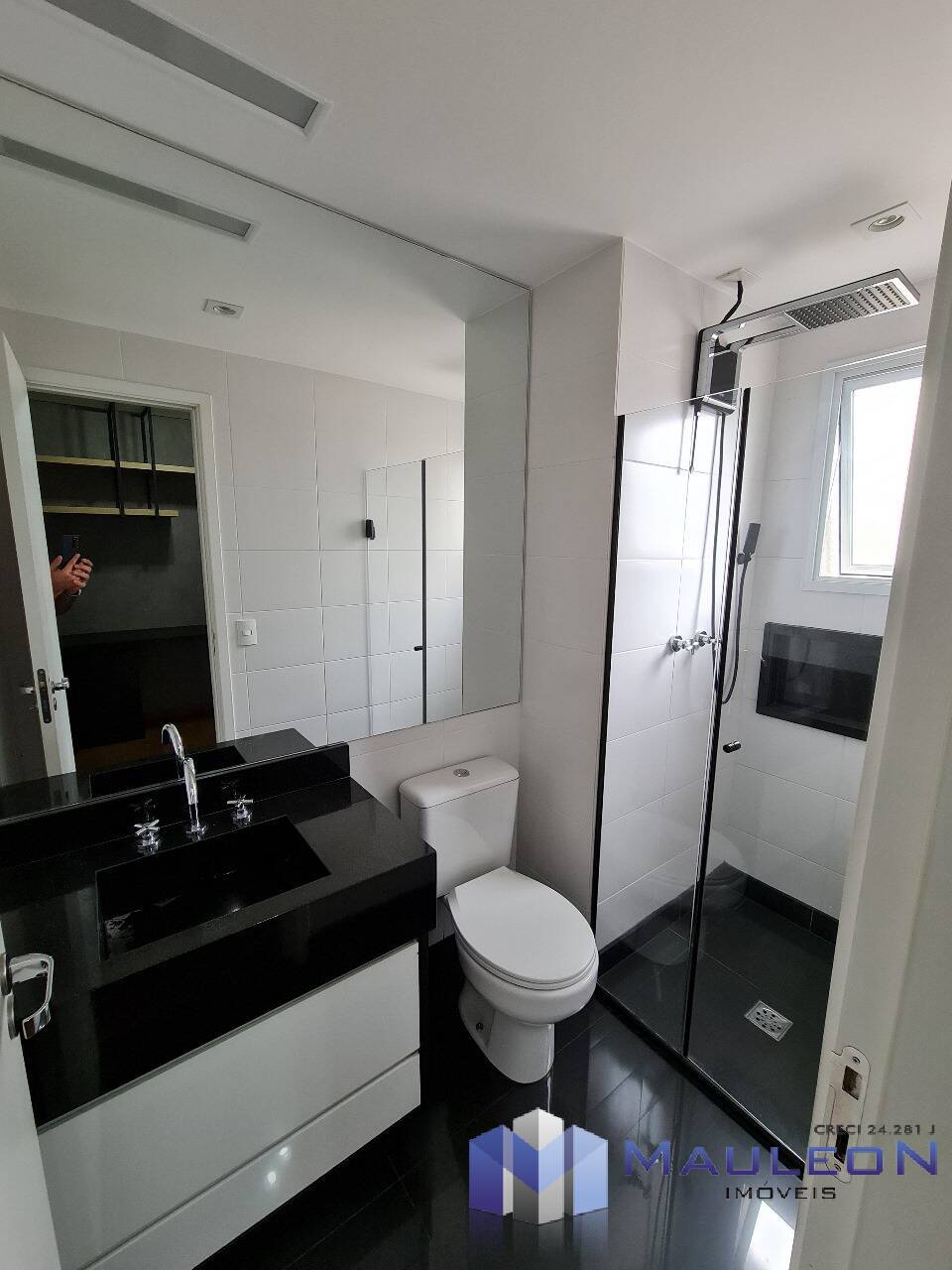 Apartamento para alugar com 3 quartos, 130m² - Foto 14