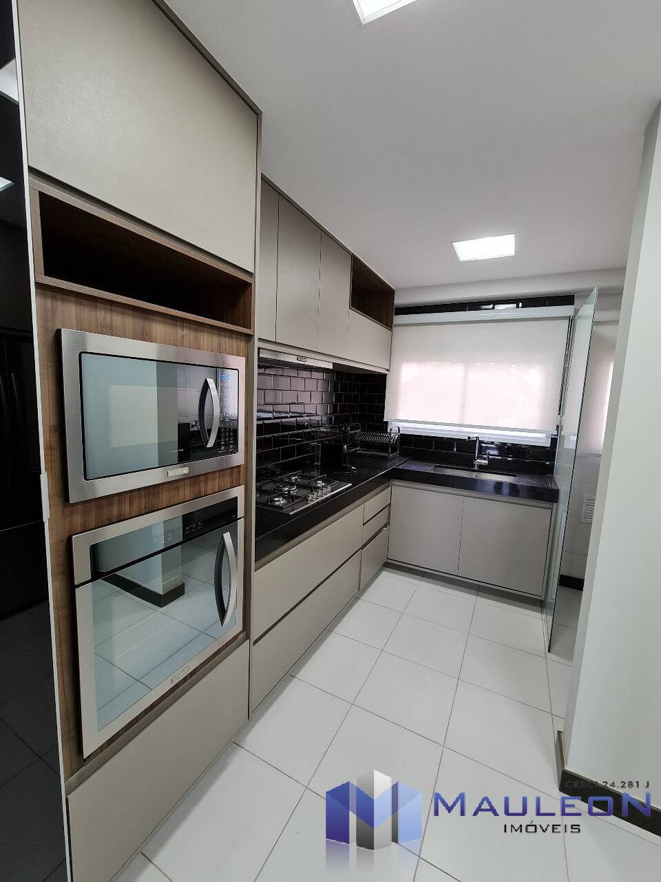 Apartamento para alugar com 3 quartos, 130m² - Foto 31