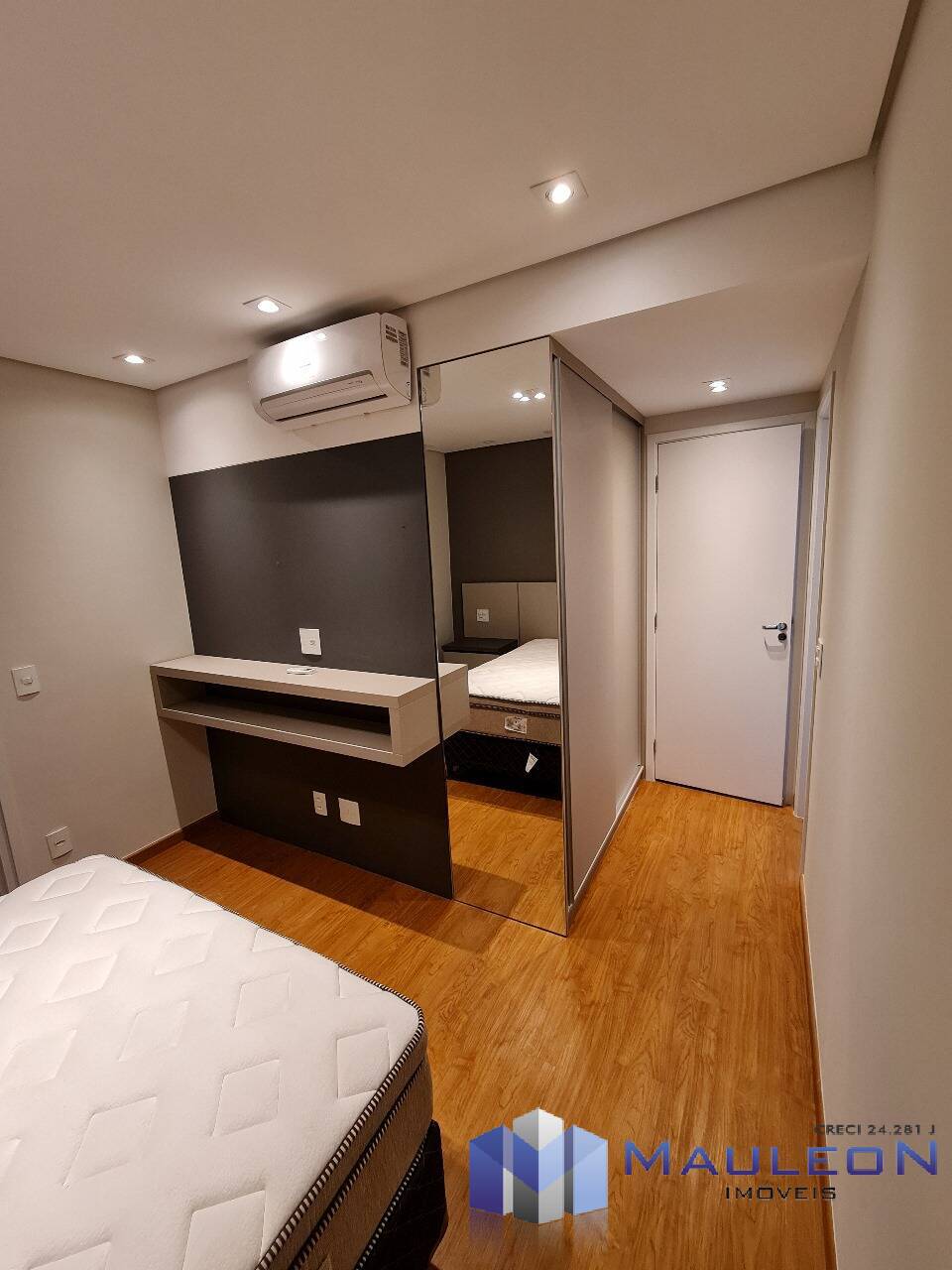 Apartamento para alugar com 3 quartos, 130m² - Foto 26