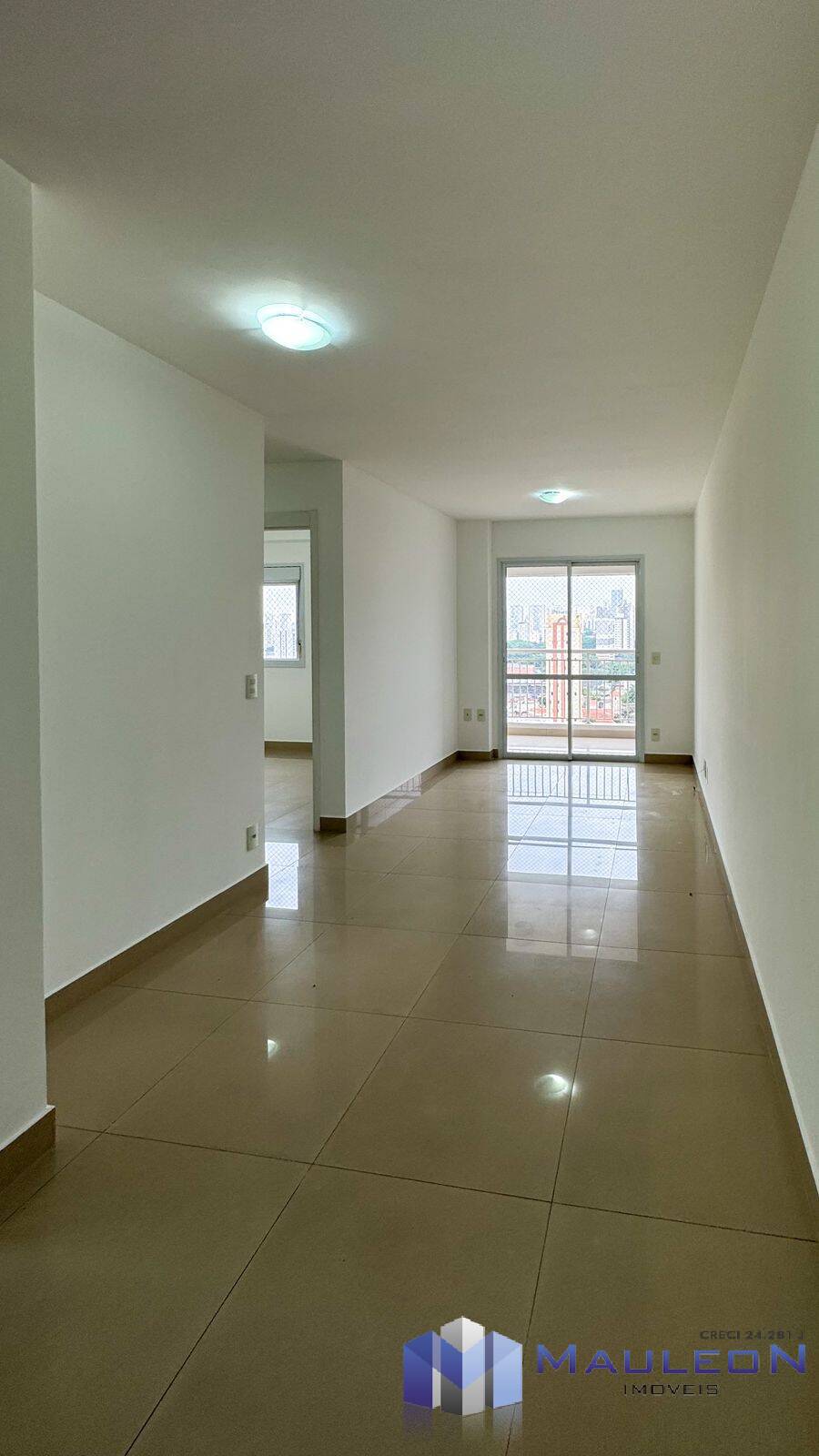 Apartamento à venda com 2 quartos, 68m² - Foto 1