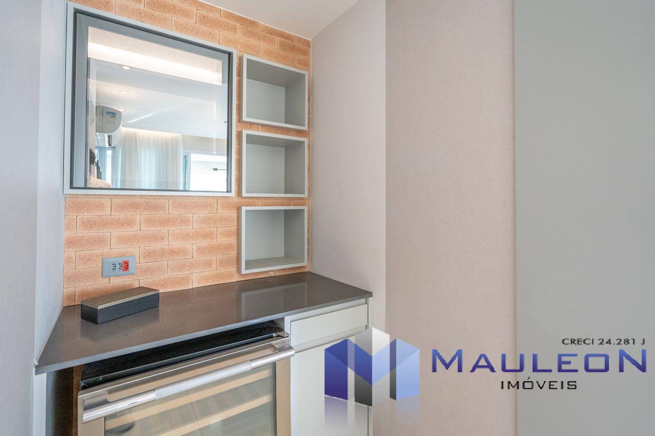 Apartamento à venda com 3 quartos, 171m² - Foto 15