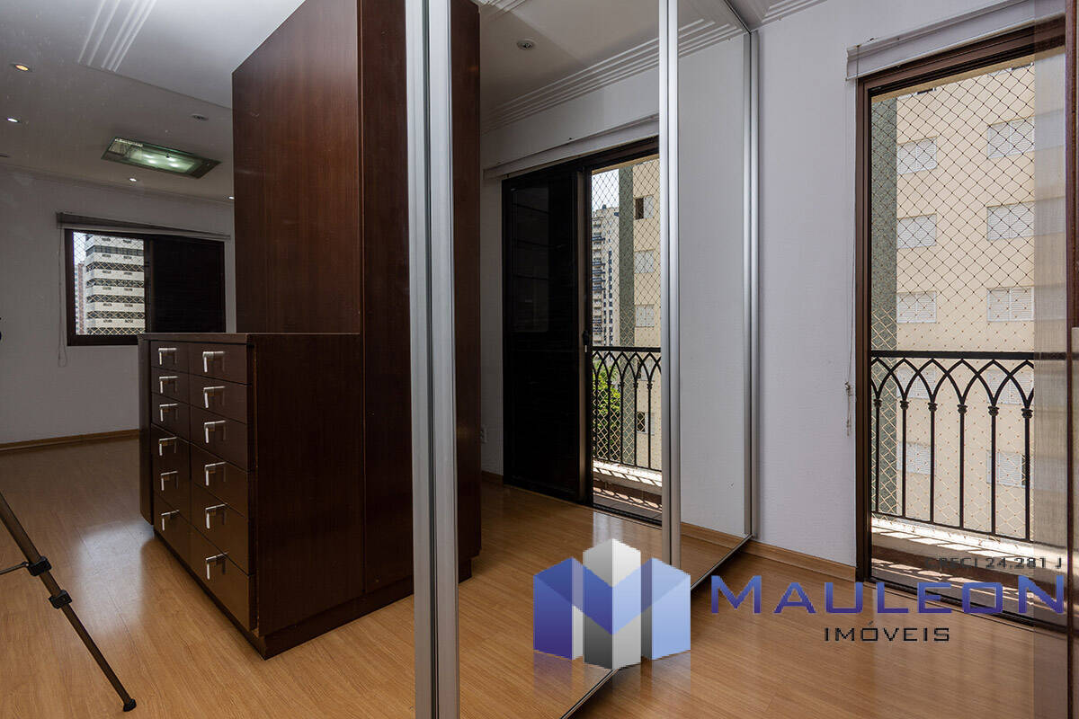 Apartamento à venda com 3 quartos, 165m² - Foto 9