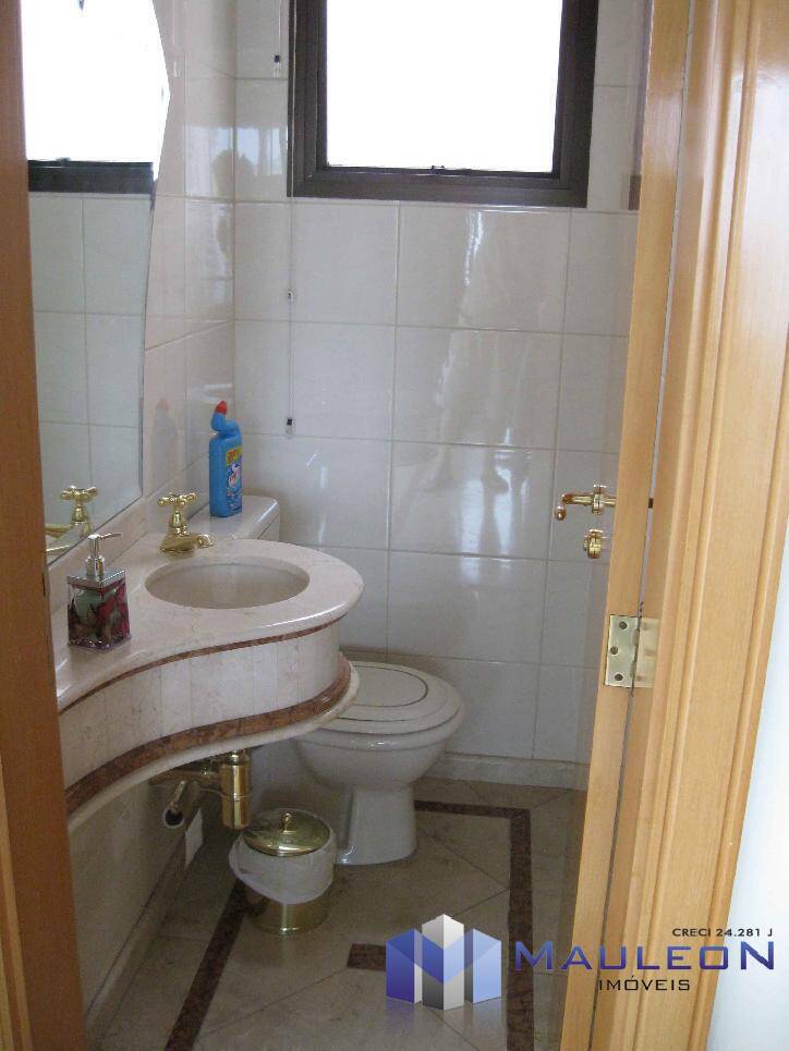 Apartamento à venda com 3 quartos, 250m² - Foto 4